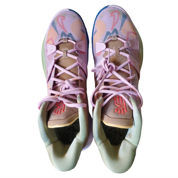 Nike • Mens Size 16 • Kyrie 7  1 World 1 People • Regal Pink • Basketball Shoes - Picture 12 of 15